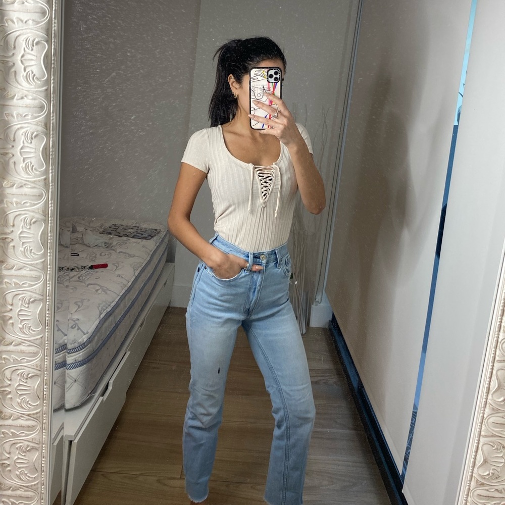 Abercrombie & Fitch Zoe Natural Rise Ankle Straight Jeans